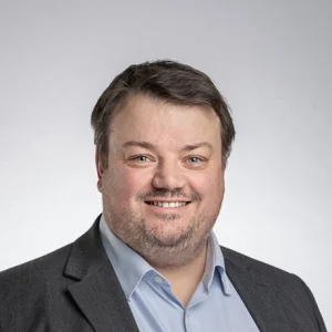 Ian Dodge — Senior Tax Manager